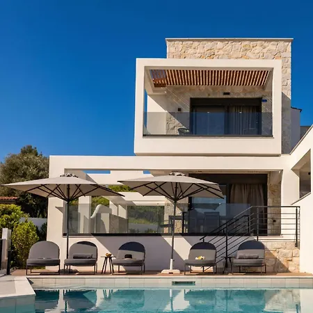 The Four By Luxlikehome Villa Hanioti