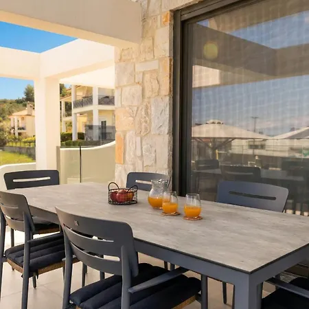 The Four By Luxlikehome Villa