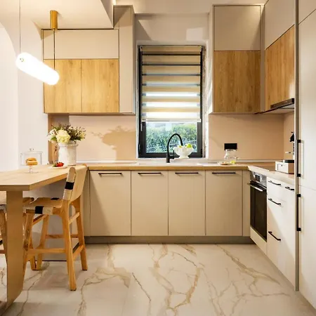 The Four By Luxlikehome Villa *